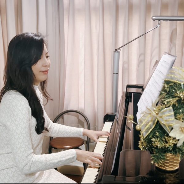 成人鋼琴學生Yuan 演奏巴哈 C大調前奏曲