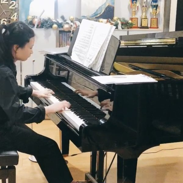 成人鋼琴學生家榆｜演奏貝多芬奏鳴曲